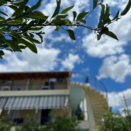 Hotel Portokali Himare Exterior foto