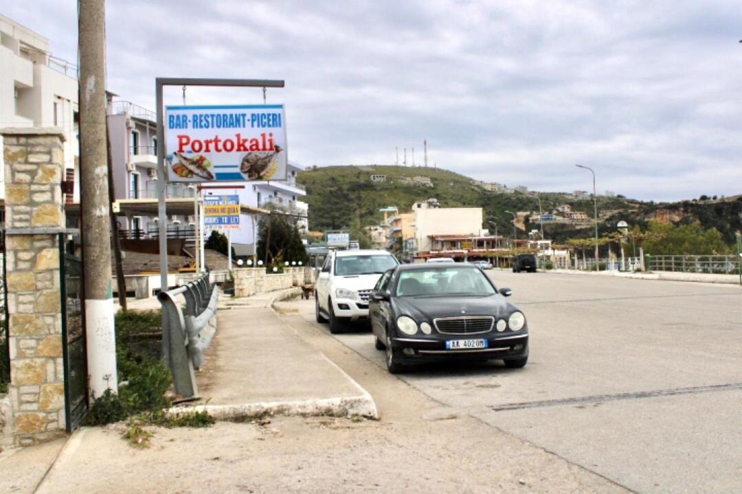 Hotel Portokali Himare Exterior foto