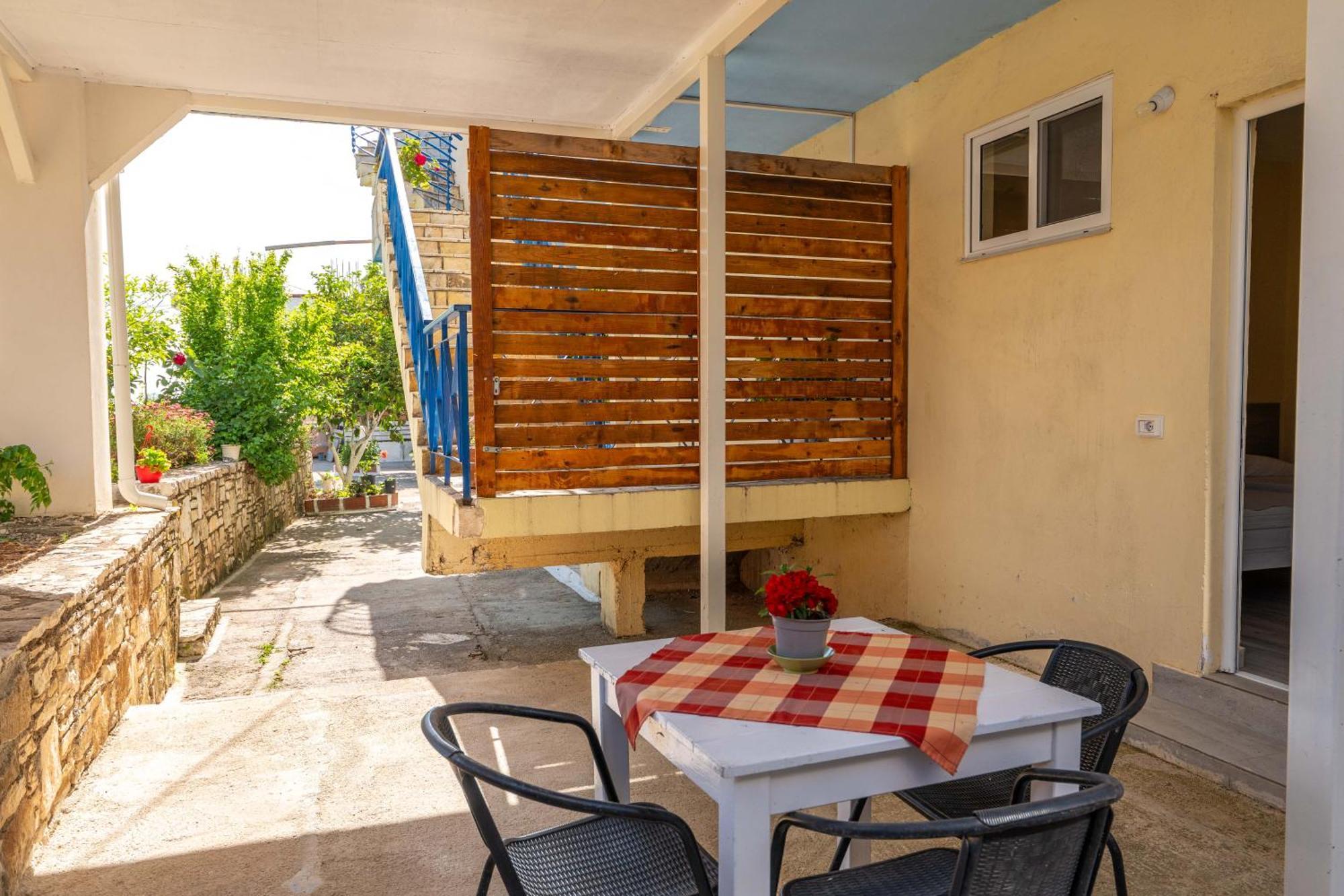 Hotel Portokali Himare Exterior foto